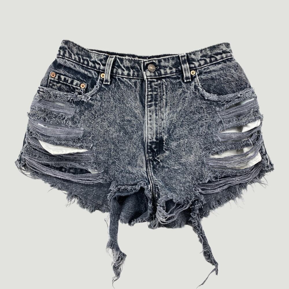 Levi’s 551 Black Acid Wash Cutoff Shorts Distressed High Rise Denim W28